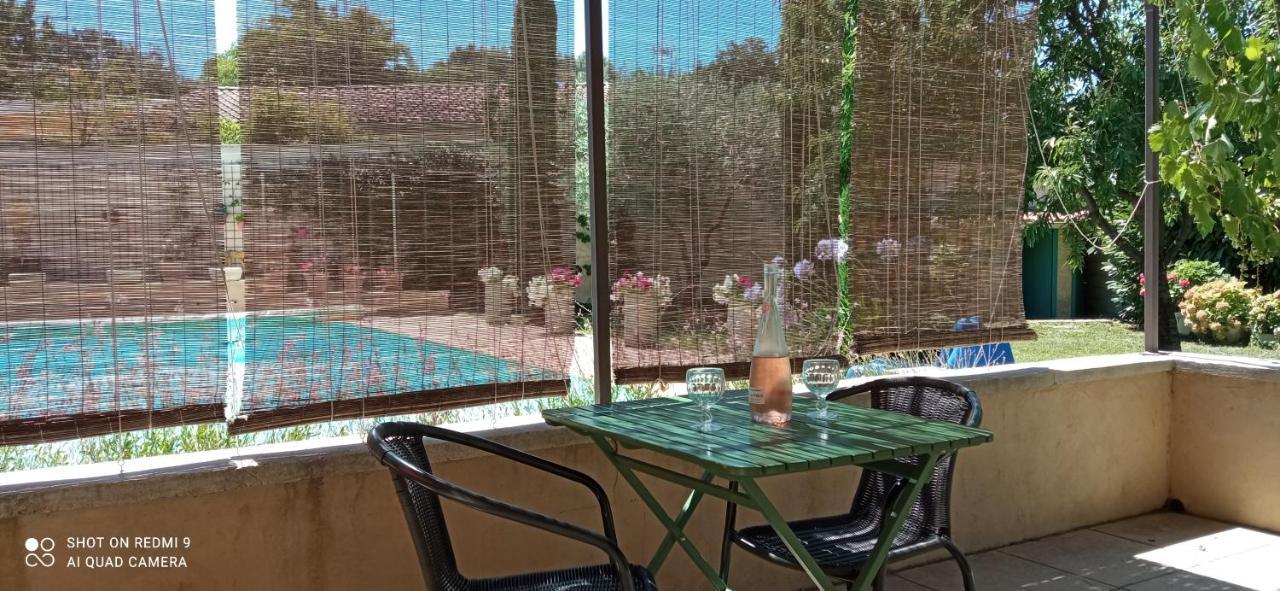 Sous Les Chenes, En Provence Villa Eyragues Exterior photo